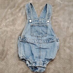 Old Navy Light Blue Baby Denim Overalls 12-18 Months